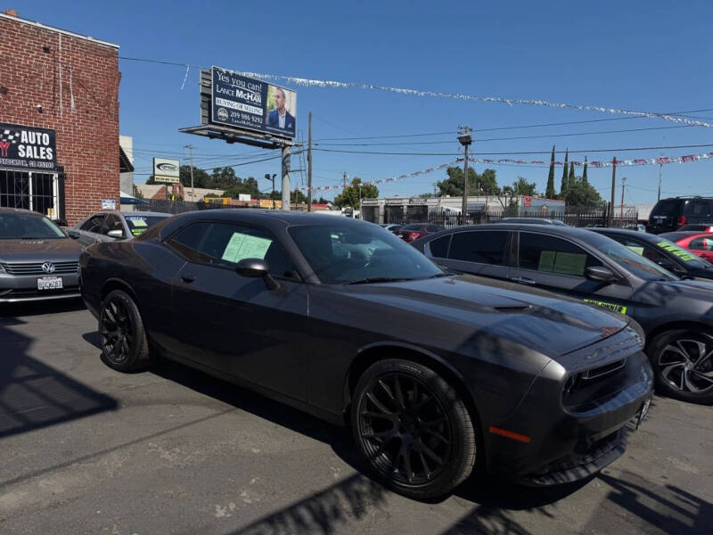 2017 Dodge Challenger SXT