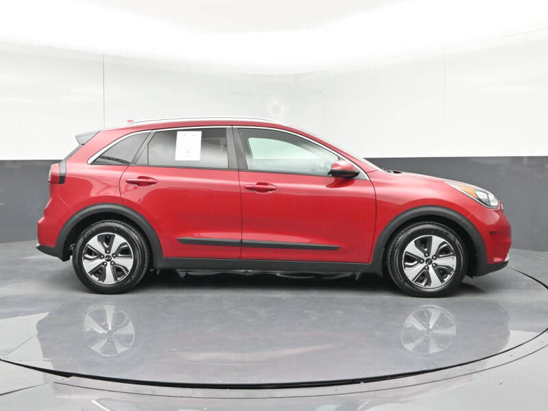 2017 Kia Niro LX