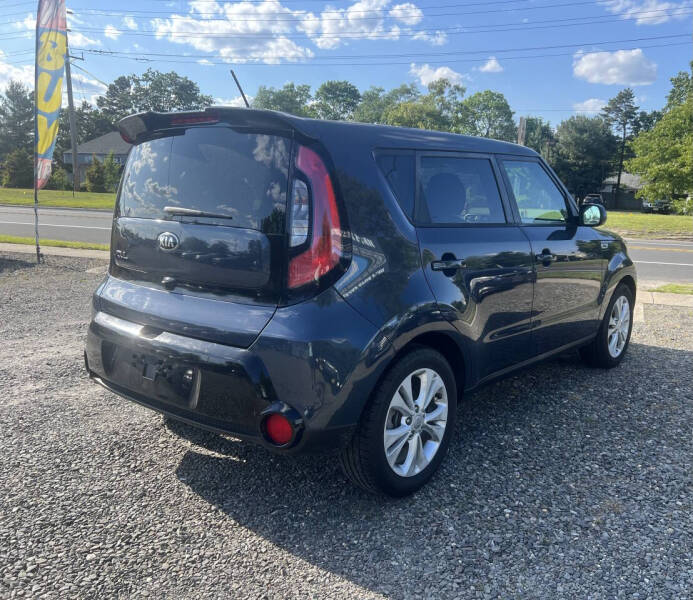 2016 Kia Soul +