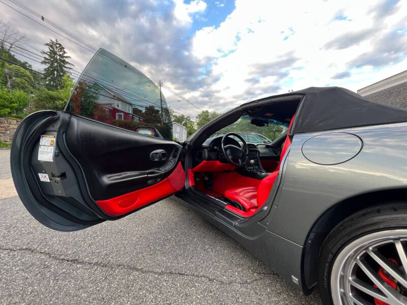 2004 Chevrolet Corvette