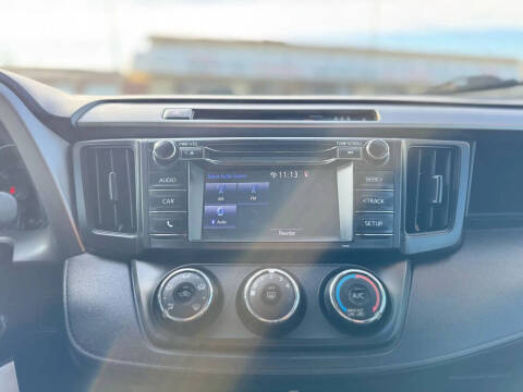 2017 Toyota RAV4 LE