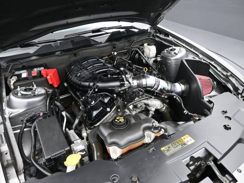 2011 Ford Mustang V6