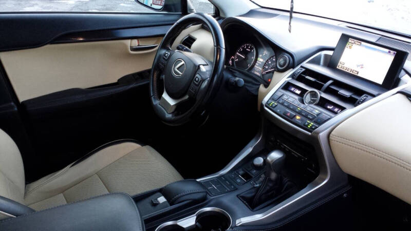 2016 Lexus NX 200t