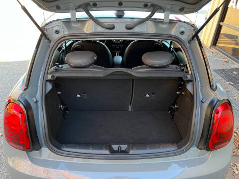 2022 MINI Hardtop 2 Door Oxford Edition