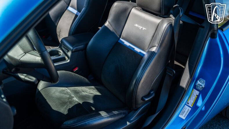 2010 Dodge Challenger SRT8