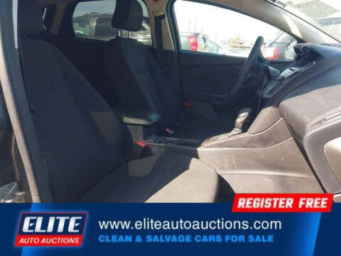 2015 Ford Focus SE