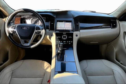 2017 Ford Taurus Limited