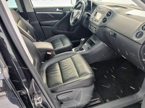 2012 Volkswagen Tiguan SEL 4Motion