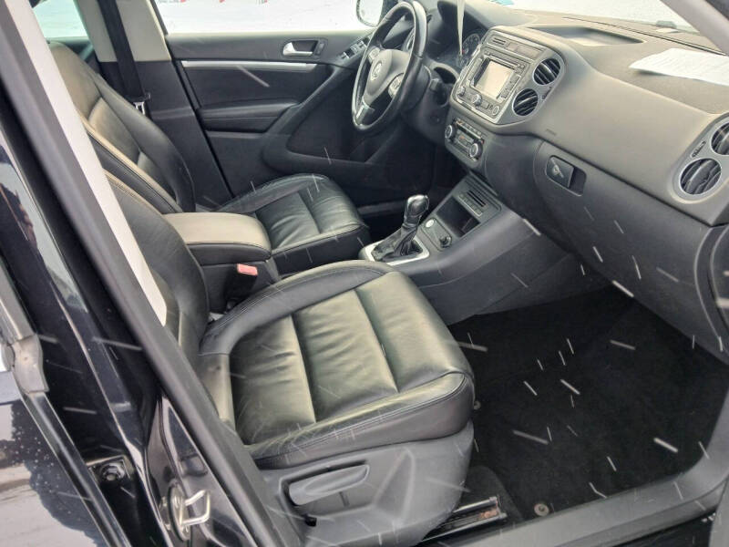 2012 Volkswagen Tiguan SEL 4Motion