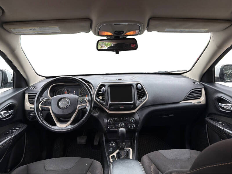 2016 Jeep Cherokee