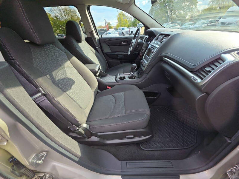 2015 GMC Acadia SLE-2