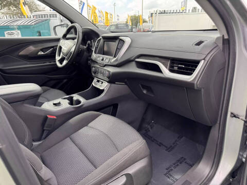 2024 GMC Terrain SLE