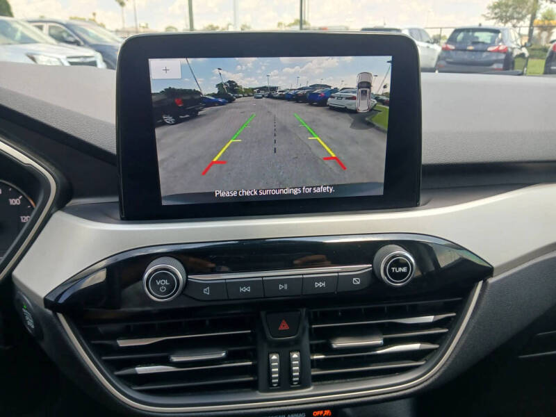 2022 Ford Escape Hybrid SEL