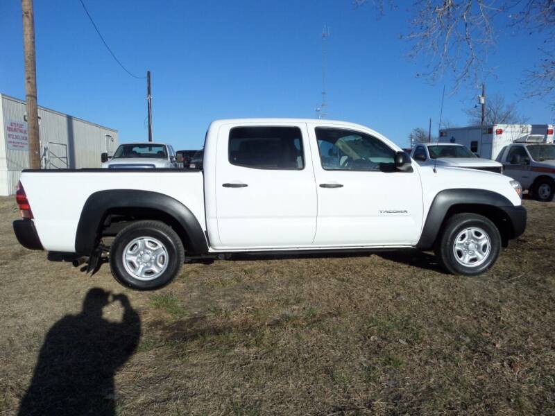 2014 Toyota Tacoma for sale at AUTO FLEET REMARKETING, INC. in Van Alstyne TX