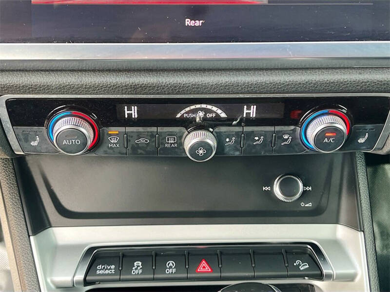 2019 Audi Q3 quattro Premium 45 TFSI