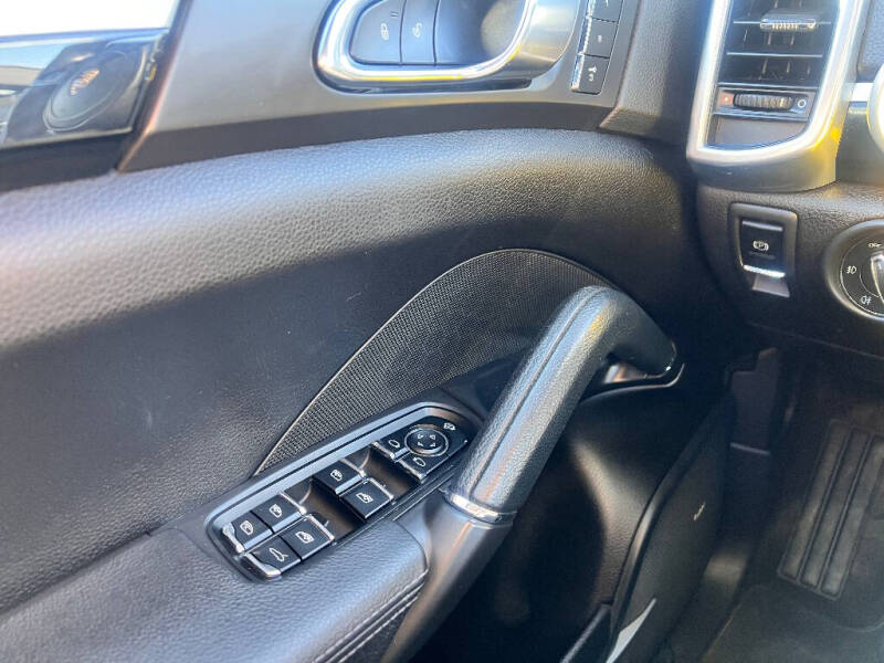 2014 Porsche Cayenne