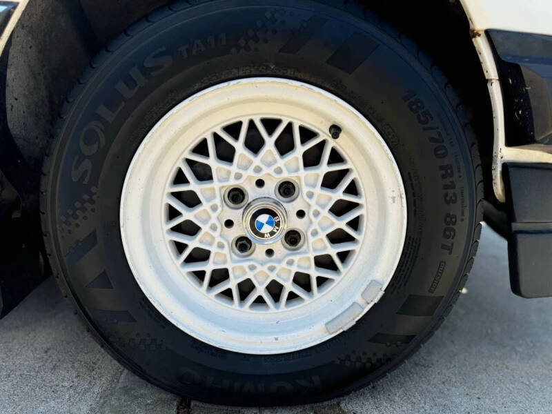 1983 BMW 3 Series 320i