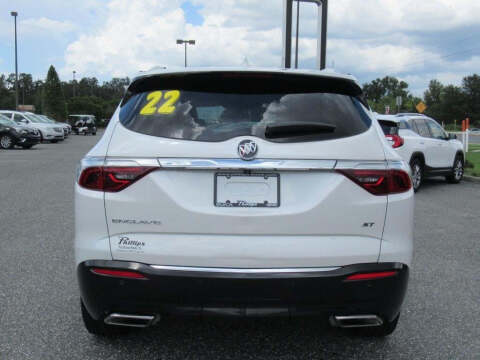 2022 Buick Enclave Essence