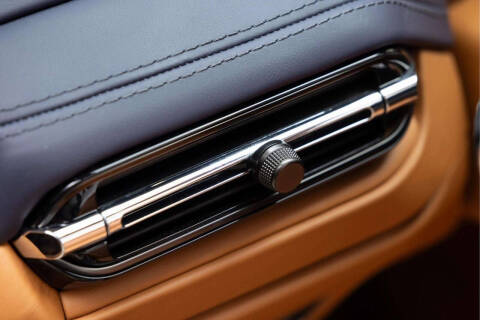 2024 Aston Martin DB12 Volante