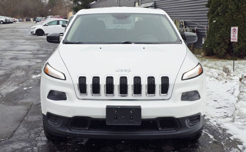 2015 Jeep Cherokee Sport