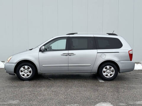 2010 Kia Sedona LX