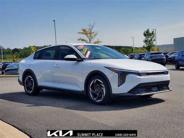 2025 Kia K4 EX