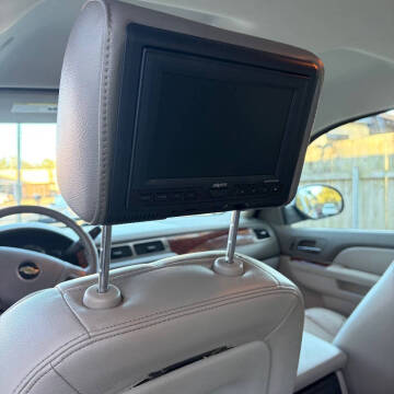 2013 Chevrolet Suburban LT