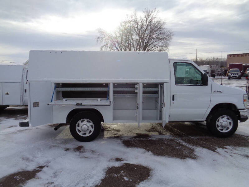 2010 Ford E-Series E-350 SD