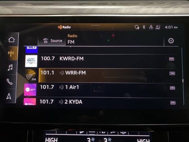 2024 Audi Q8 e-tron quattro Premium Plus