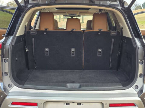 2024 Nissan Pathfinder Platinum