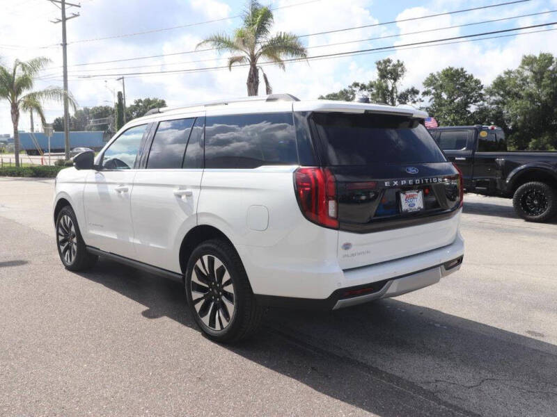 2026 Ford Expedition Platinum