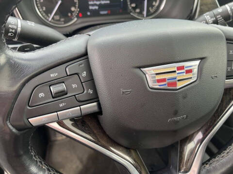 2021 Cadillac XT6 Premium Luxury