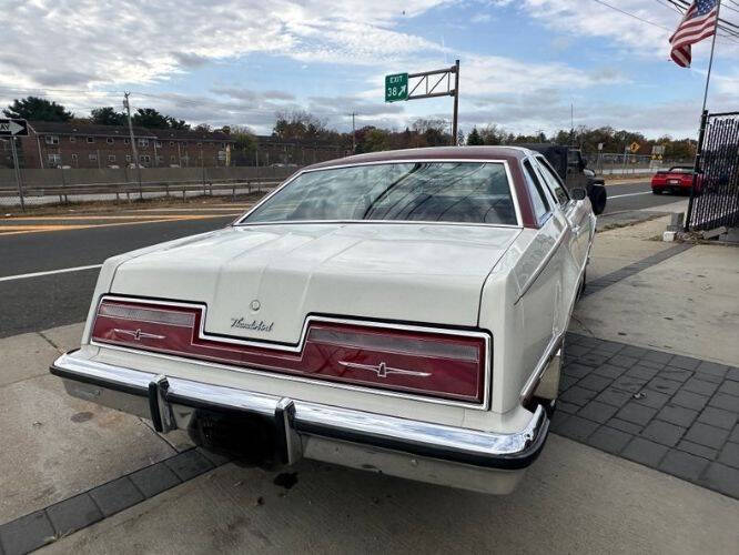 1977 Ford Thunderbird