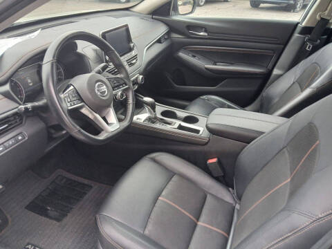 2020 Nissan Altima 2.5 SR