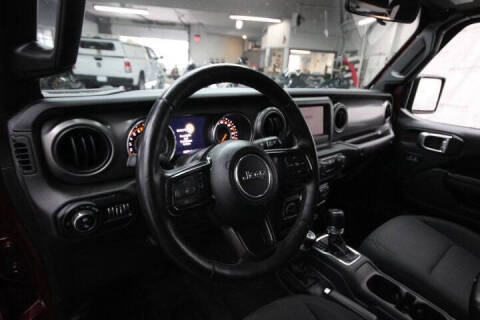 2021 Jeep Gladiator Sport