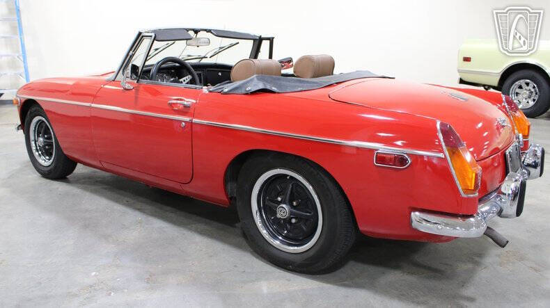 1972 MG B