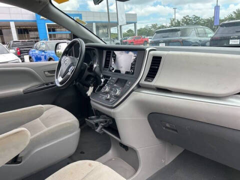 2020 Toyota Sienna L 7-Passenger
