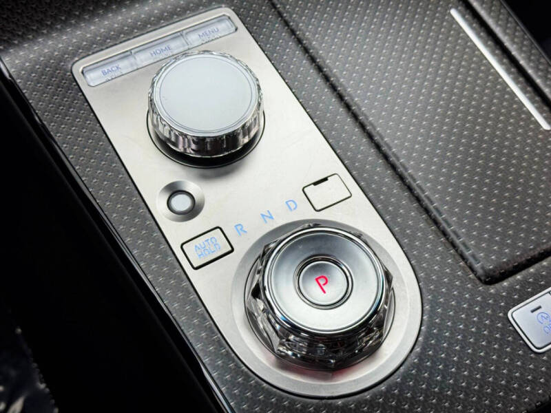 2025 Genesis G80 3.5T Sport Prestige