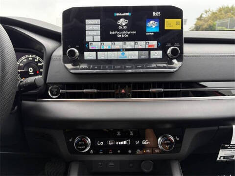 2025 Mitsubishi Outlander PHEV SEL