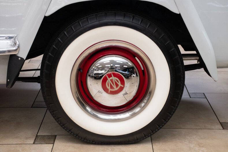 1950 Willys Jeepster