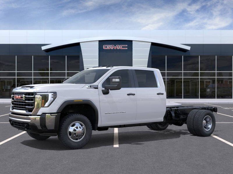 2026 GMC Sierra 3500 HD Chassis Cab