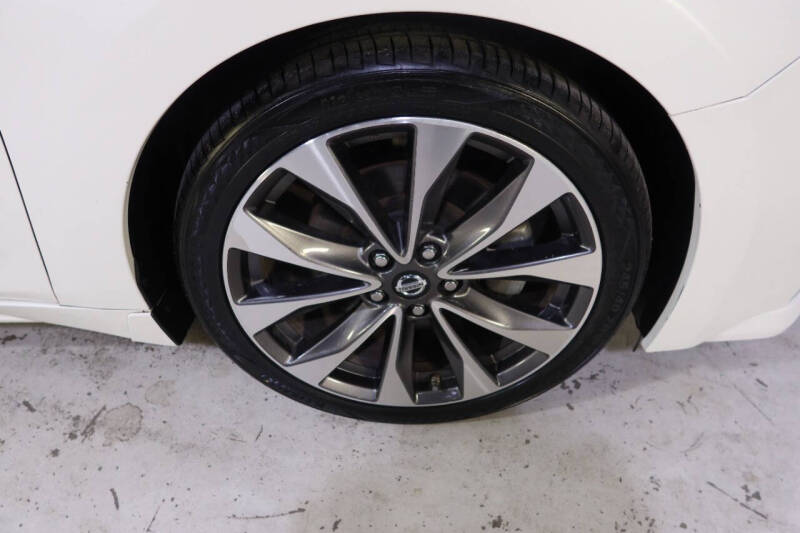 2019 Nissan Maxima Platinum