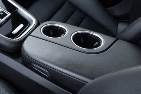 2023 Porsche Panamera 4