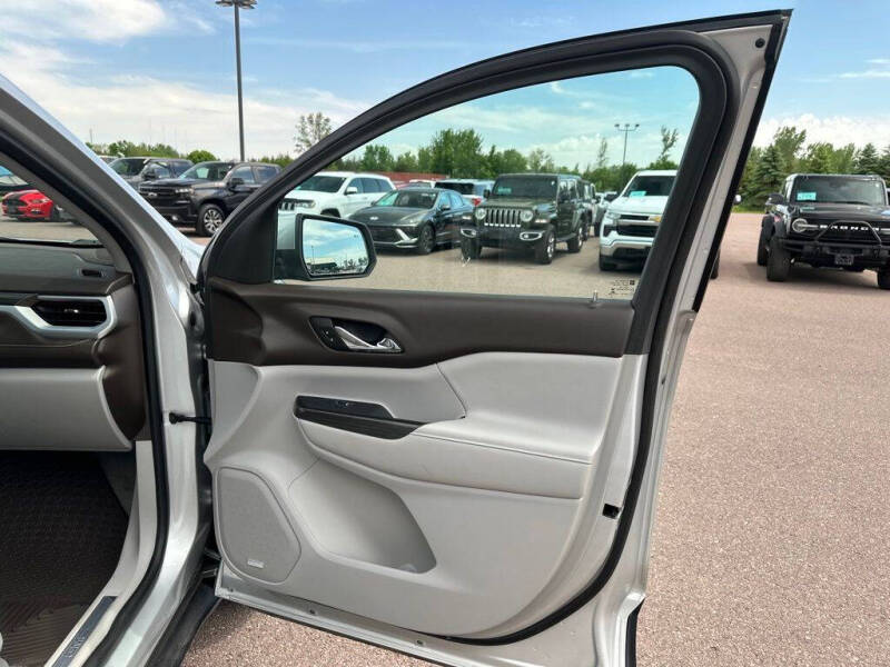 2017 GMC Acadia SLT-1