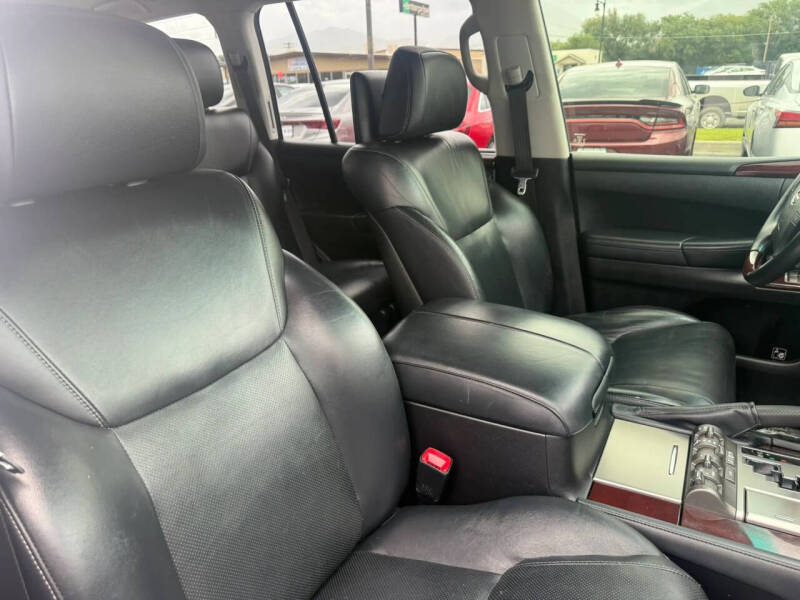 2014 Lexus LX 570