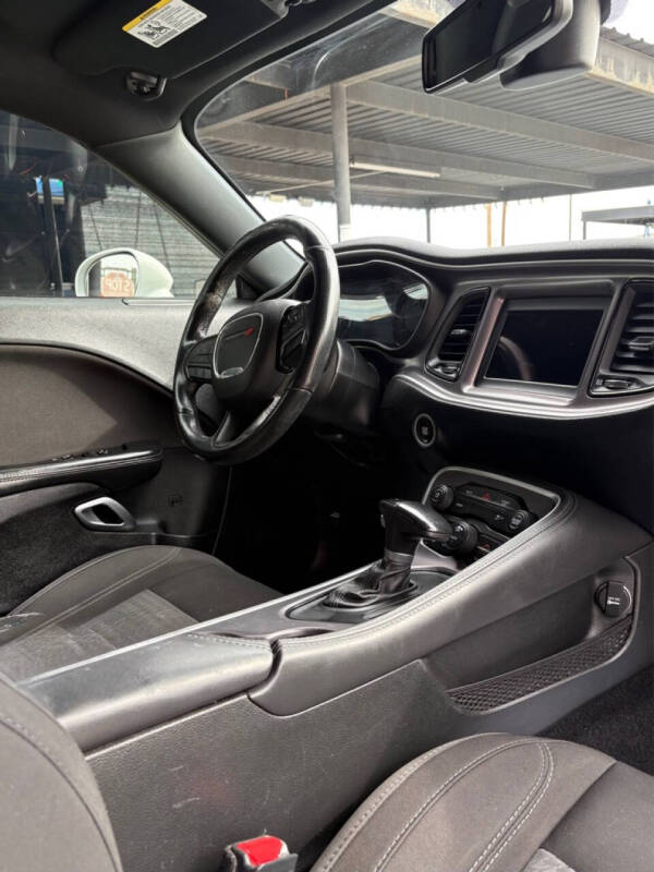 2019 Dodge Challenger SXT