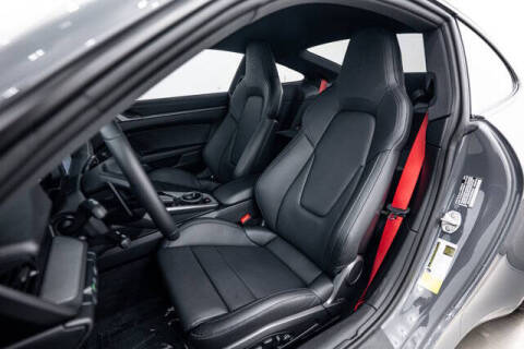 2025 Porsche 911 Carrera