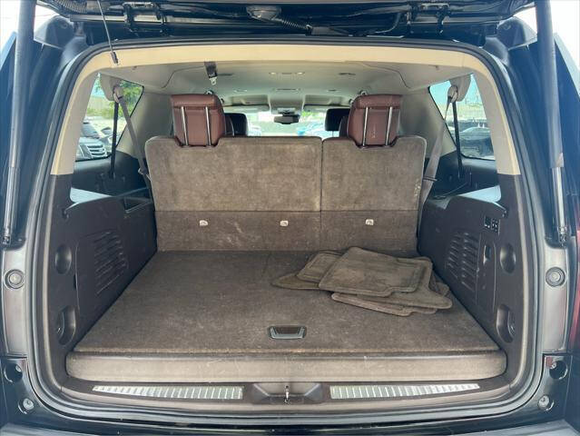 2015 Chevrolet Suburban SUV - $24,997