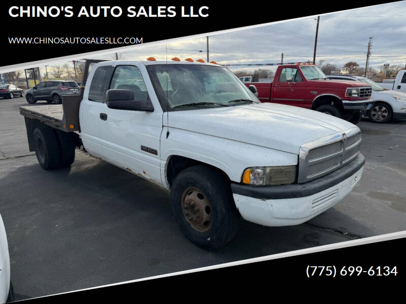 2001 Dodge Ram Pickup ST's photo