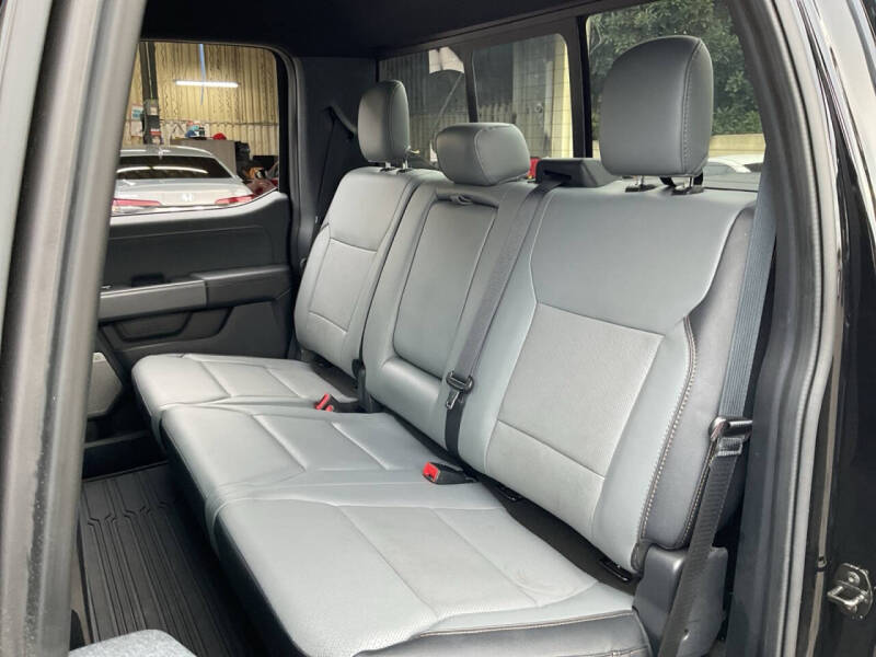 2022 Ford F-150 Lightning Lariat